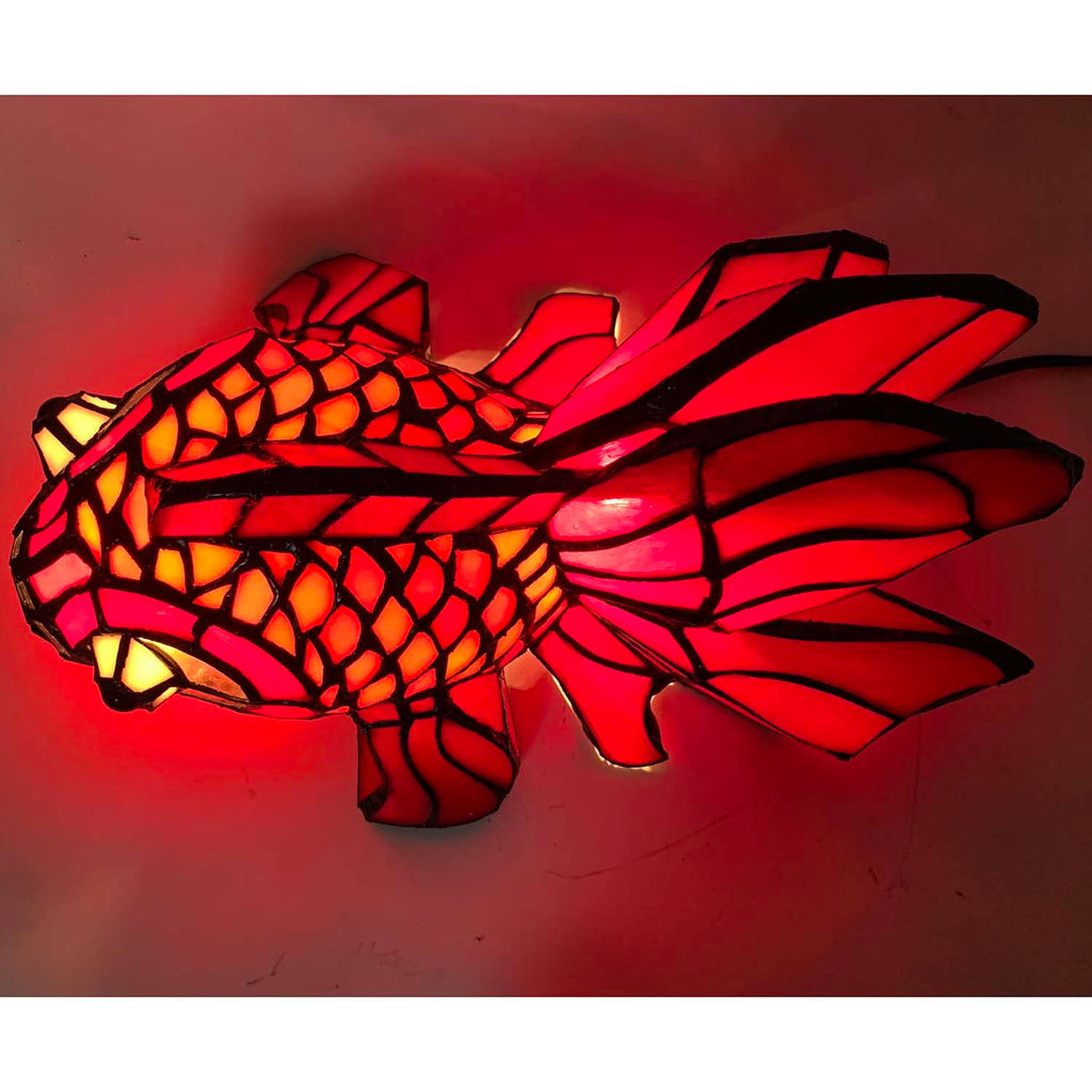 Bieye L30827 Tiffany Goldfisch Tischlampe – Handgefertigte Buntglas Designerleuchte