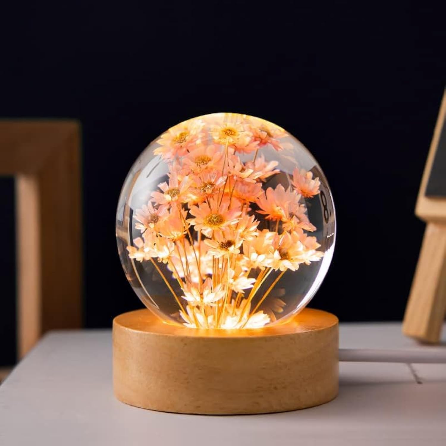 Kristallkugel Nachtlicht LED – Glas Kugellampe mit Holzsockel, Dekorative Blumen Lampe