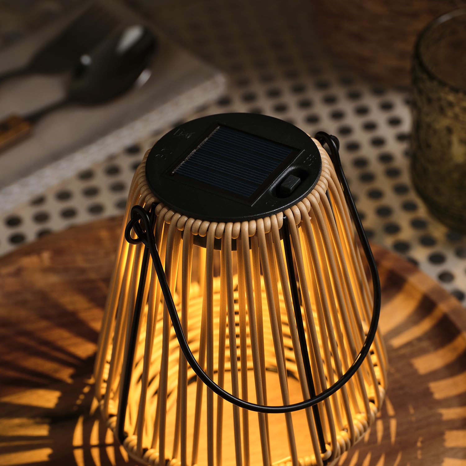 Solar Bambus-Laterne Hygge – Warmweiß LED, Solarbetrieb, Garten & Balkon Deko