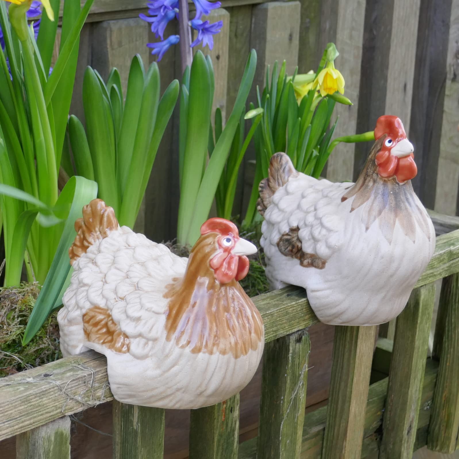 Lustige Hühner Deko 🐔 Keramik Gartenfigur für Balkon Terrasse & Blumentopf