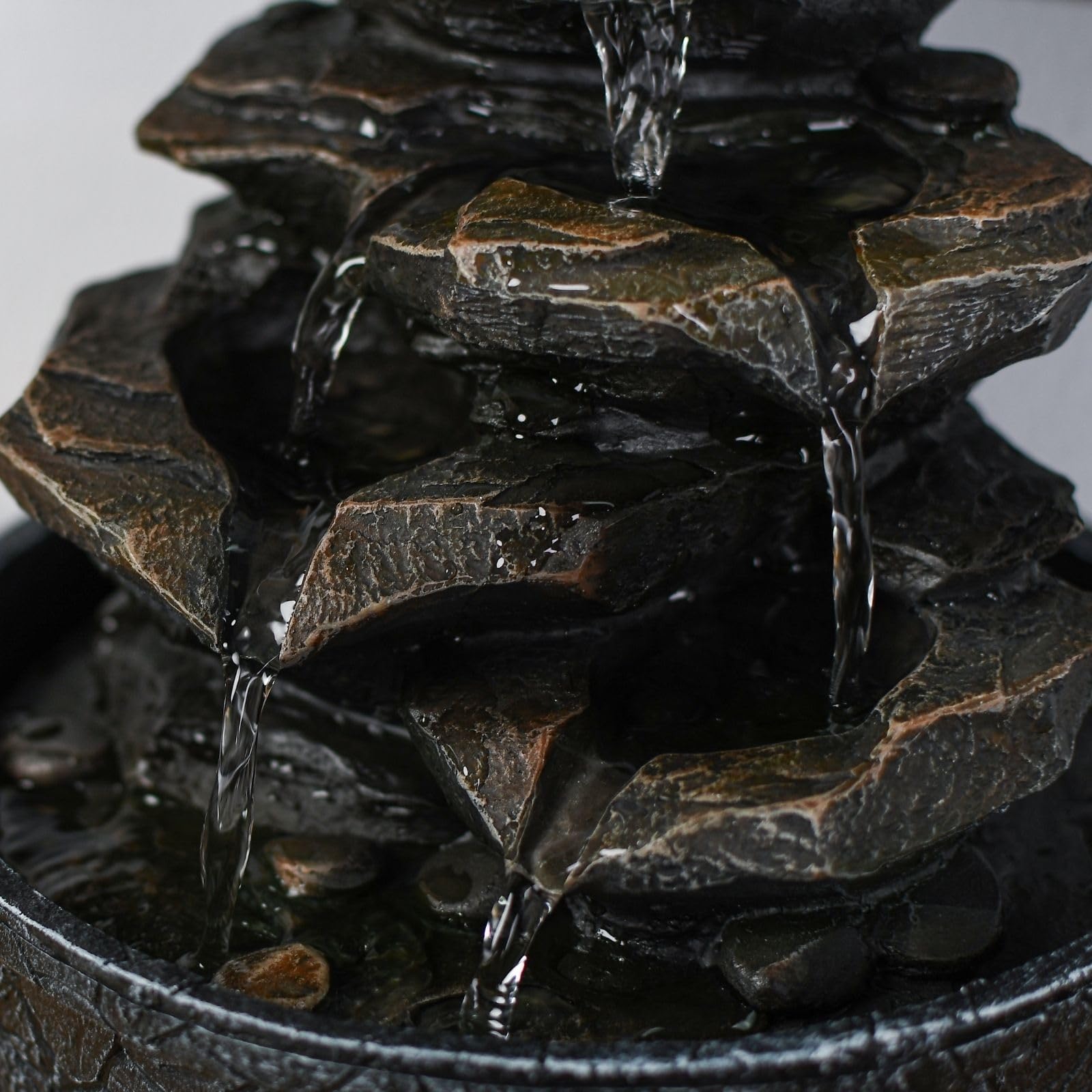 Zimmerbrunnen Little Rock – LED Farbwechsel, Steinoptik & Feng Shui