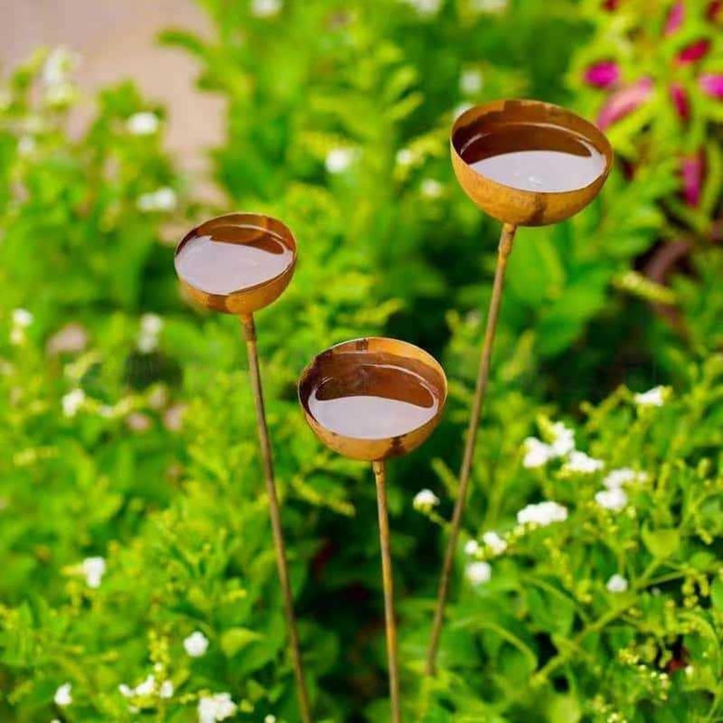 Regenfänger Gartenstecker Naturrost 60 cm – Insektentränke Metall Beetstecker