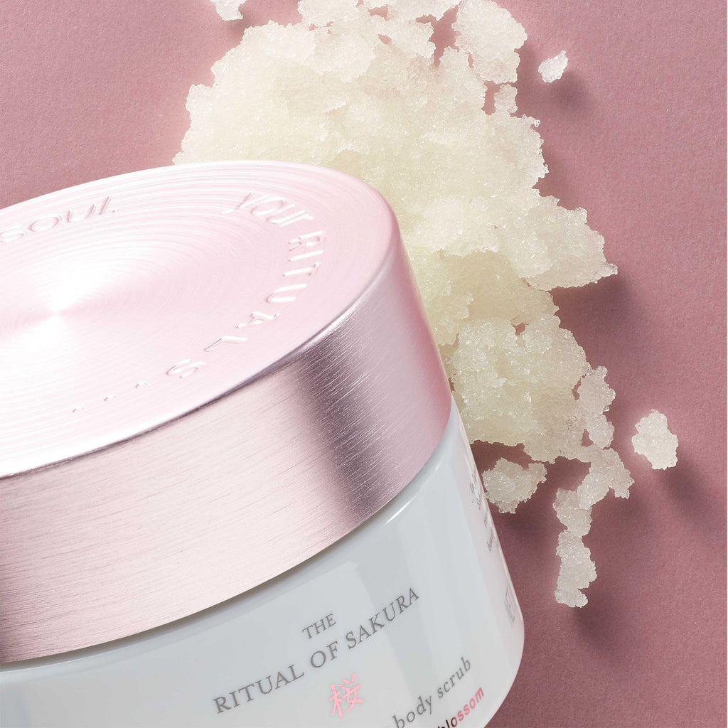 RITUALS The Ritual of Sakura Body Scrub – Luxuriöses Zucker-Körperpeeling mit Kirschblüte & Reisöl